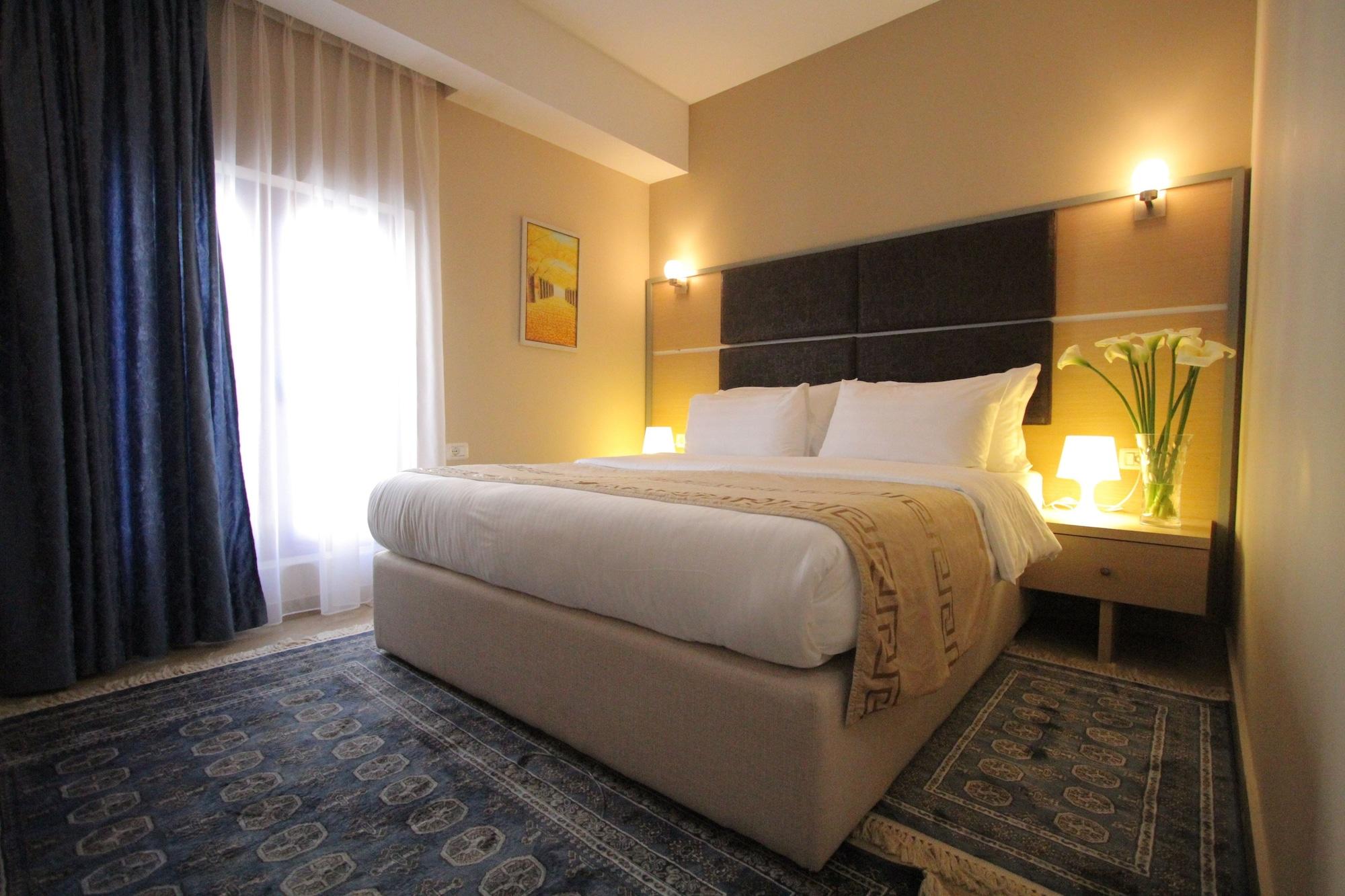 Capital Tirana Hotel Bruci Eksteriør bilde